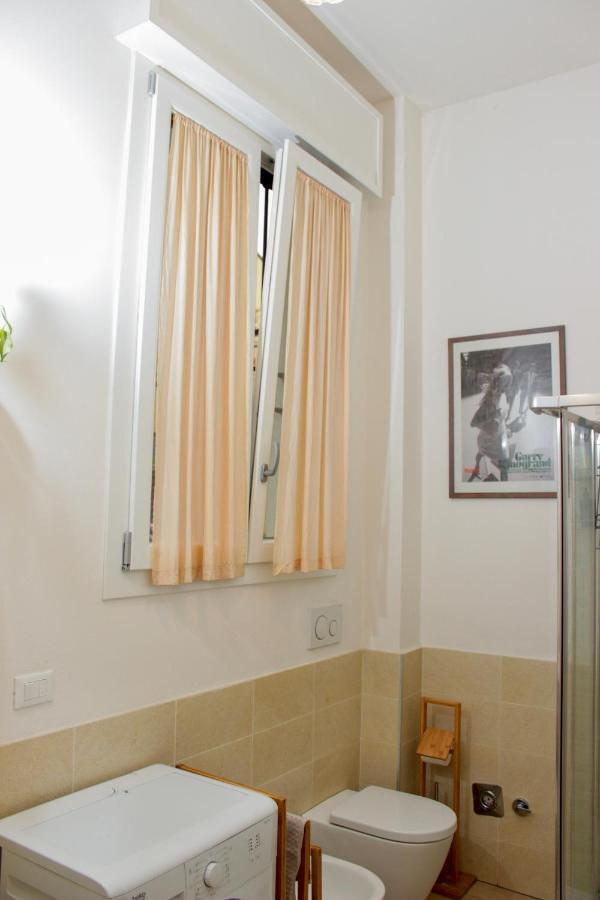 Apartament Casa Agape Mazzini-Sant'Orsola Bolonia Zewnętrze zdjęcie